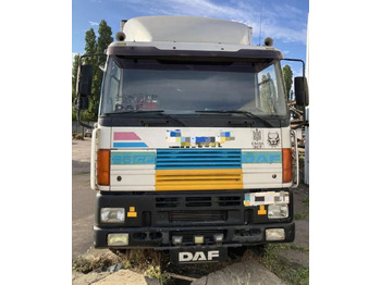 Контейнеровоз/ Сменна каросерия камион DAF CF 85