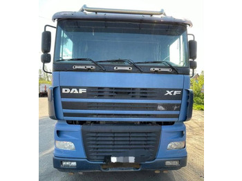 Влекач DAF XF 95 430