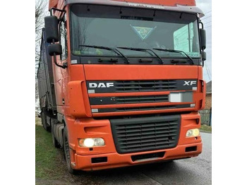 Влекач DAF XF 95