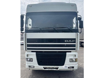 Влекач DAF XF 95