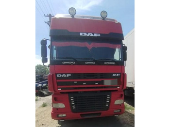 Влекач DAF XF