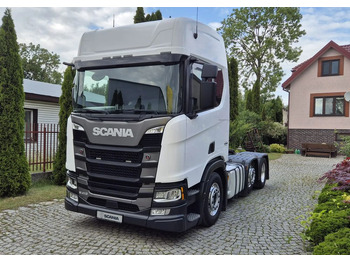 Влекач SCANIA R 410