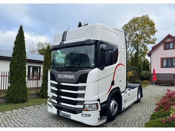 Влекач SCANIA R 450