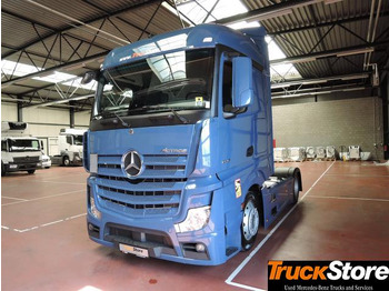 Влекач MERCEDES-BENZ Actros 1845