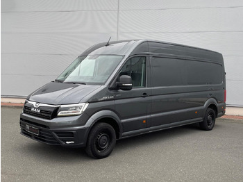 Лек автомобил