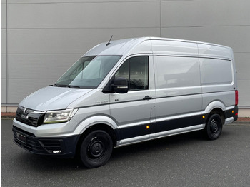 Лек автомобил