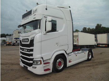 Влекач SCANIA S 500