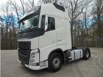 Влекач VOLVO FH13 460