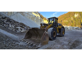 : снимка на заглавната част