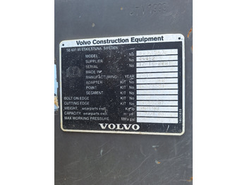 Лизинг на VOLVO digging bucket 1100 mm VOLVO digging bucket 1100 mm: снимка 2