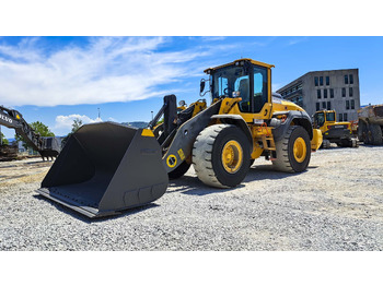 Колесен товарач VOLVO L120H