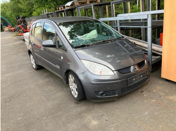 Лек автомобил MITSUBISHI