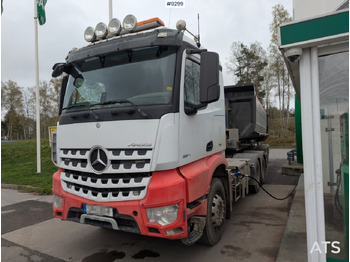 Влекач MERCEDES-BENZ Arocs 3351