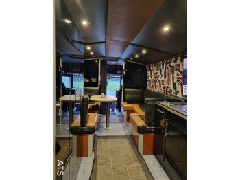 Кемпер ван VOLVO B10M-70B Motorhome / Snowmobile bus with rear lift: снимка 4