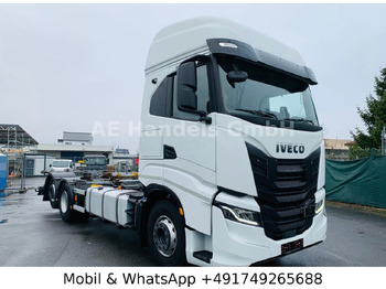 Контейнеровоз/ Сменна каросерия камион IVECO S-WAY