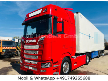Влекач SCANIA S 500