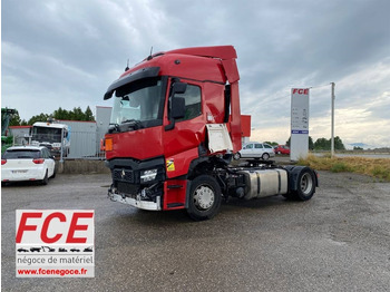 Влекач RENAULT T 520