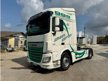 Влекач DAF XF 450