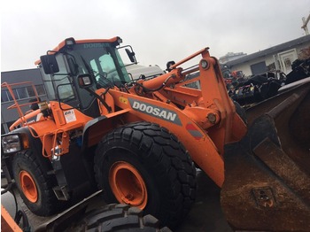 Колесен товарач Doosan DL420-5: снимка 1