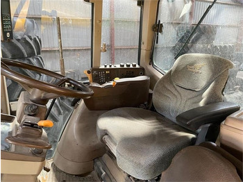 Трактор John Deere 6920 S Autopower: снимка 5