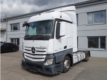 Влекач MERCEDES-BENZ Actros 1842