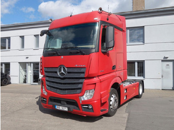 Влекач MERCEDES-BENZ Actros 1846