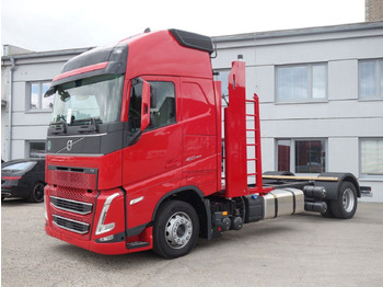 Автовоз камион VOLVO FH13