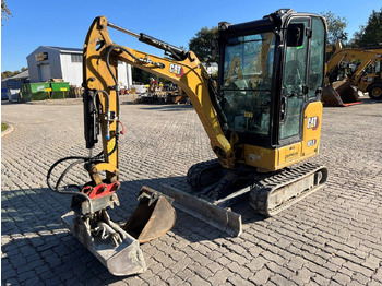 Верижен багер CATERPILLAR 301.8