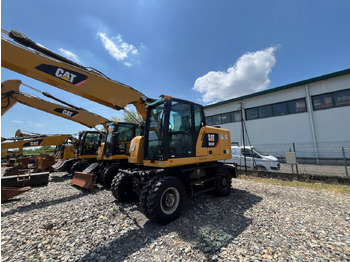 Колесен багер CATERPILLAR M318F