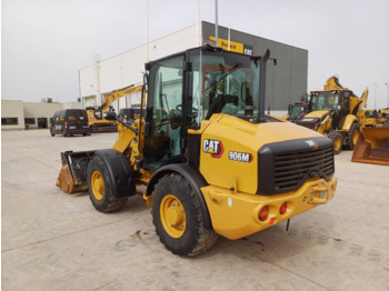 Колесен товарач CAT 906M: снимка 4