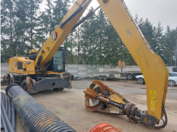 Колесен багер CATERPILLAR