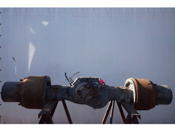 Задна ос MERCEDES-BENZ