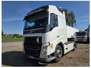 Влекач VOLVO FH 500