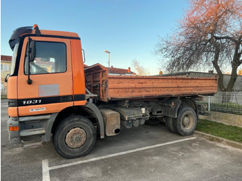 Лизинг на MERCEDES-BENZ Actros 1831 K MERCEDES-BENZ Actros 1831 K: снимка 2
