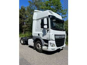 Влекач DAF CF 440