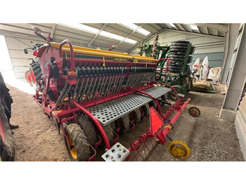 Комбинирана сеялка Vaderstad Rapid 400C Rapid 400 C: снимка 3 Комбинирана сеялка Vaderstad Rapid 400C Rapid 400 C: снимка 3