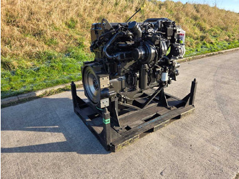 Двигател CUMMINS