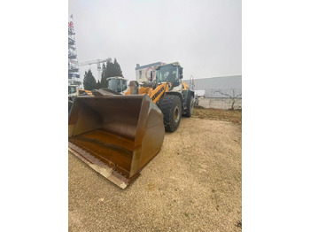 Колесен товарач LIEBHERR L 580