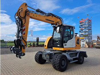Колесен багер LIEBHERR A 916