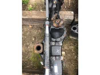 Предна ос JCB