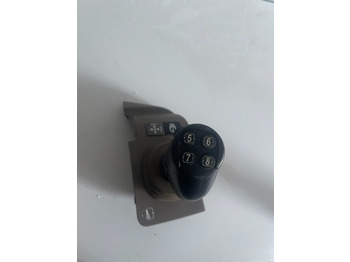 Кабина и интериор JOHN DEERE