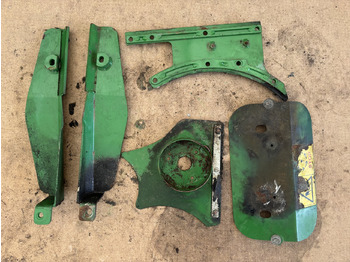 Каросерия и екстериор JOHN DEERE