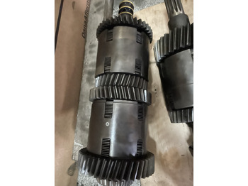 Скоростна кутия и части NEW HOLLAND