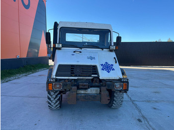 Влекач Mercedes-Benz Unimog U130 4x4: снимка 3