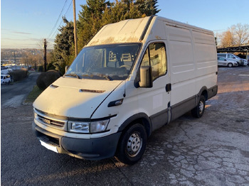 Товарен бус IVECO Daily 35s12