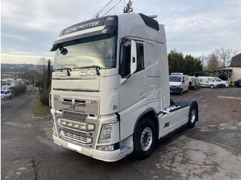 Влекач VOLVO FH 500