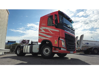 Влекач VOLVO FH 460