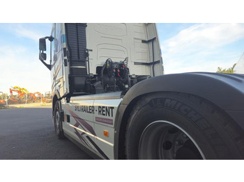 Нови Влекач Volvo FH 500 AERO Globetrotter XXL (Location / Rent): снимка 5 Нови Влекач Volvo FH 500 AERO Globetrotter XXL (Location / Rent): снимка 5