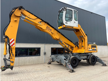 Багер за манипулиране на материали LIEBHERR A 904 C