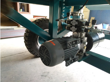 Нови Товарна рампа Loading Ramp with with electro hydraulic tilting bridge -  AZ RAMP - STAR- 8T-ZR-LLO-E: снимка 3